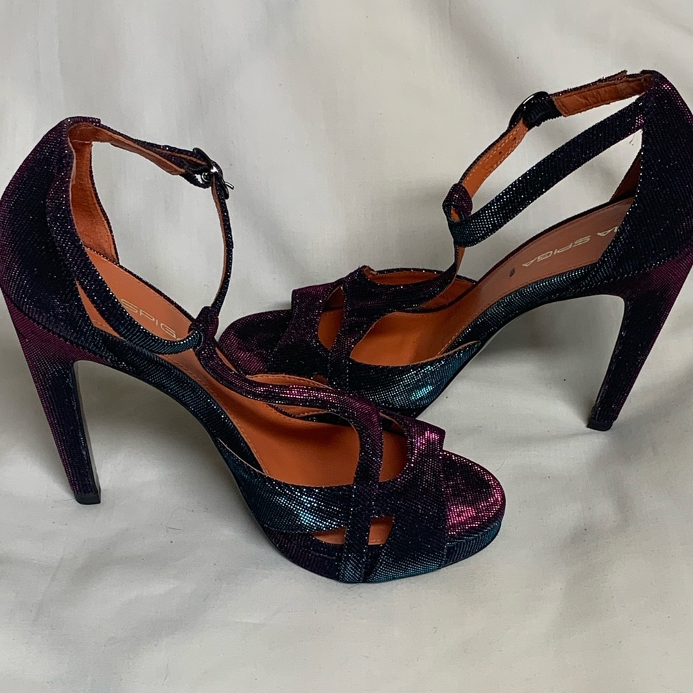 Fabulous Via Spiga Multicolor Heels Sz 6